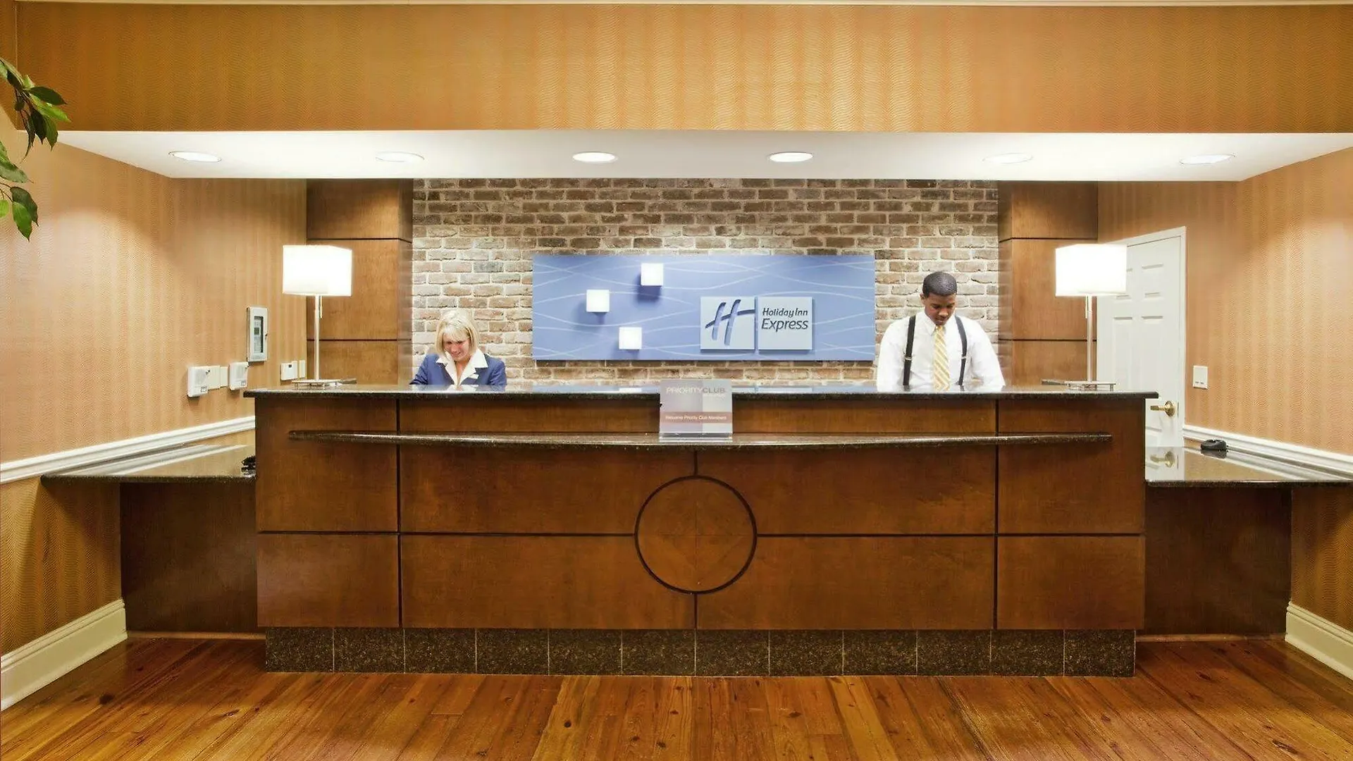 *** Hotel Holiday Inn Savannah Historic District By Ihg Verenigde Staten